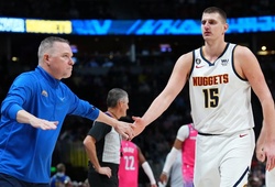 Thầy của Nikola Jokic gia hạn hợp đồng khủng, lọt top HLV được trả lương cao nhất NBA