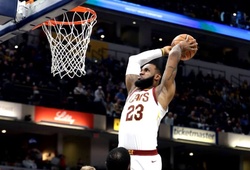 Tin NBA ngày 15/12: James nhận đề nghị úp rổ trên đầu Lonzo