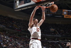 Kết quả NBA 06/03: Larry Nance Jr. có trận đấu hay nhất sự nghiệp