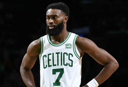 Jaylen Brown dính chấn thương gân kheo, Boston Celtics mất sao ghi điểm số 1