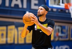 Stephen Curry đã ảnh hưởng tốt và xấu đến bóng rổ như thế nào?