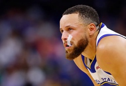 Stephen Curry trải lòng về Draymond Green bị đuổi sớm: "Chẳng ai muốn tự thua như vậy cả"