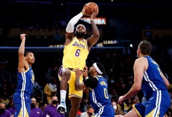 Ra sân với đội hình mạnh nhất Lakers vẫn thất bại trước GSW