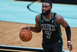 Jaylen Brown dính COVID-19 ít ngày sau phát biểu úp mở về vaccine