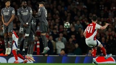 Đường cong quyến rũ của Declan Rice
