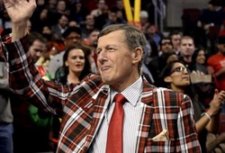 Dạo quanh NBA ngày 16/12: NBA tiếc thương phóng viên Craig Sager