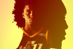 Vì sao Mitchell chỉ đứng hạng thứ 13 khi được draft?