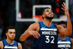 Karl-Anthony Towns "chiến tranh lạnh" với Timberwolves