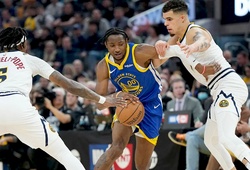 Bất ngờ: Tài năng trẻ Golden State Warriors mất niềm tin vào HLV Steve Kerr?