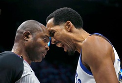 NBA 2017-18: Spurs có ca chấn thương nặng, Warriors thắng dễ