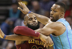 NBA 2017-18: Cavaliers trở lại; Embiid lập kỷ lục ghi điểm
