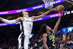 "Người ngoài hành tinh" Victor Wembanyama tái hiện bộ chỉ số 5x5 vô cùng hiếm gặp ở NBA