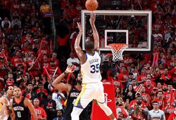 Đã quen đánh game 1 playoffs tại sân nhà, cầu thủ Warriors ngáo ngơ mua nhầm vé máy bay
