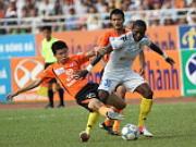 Cầu thủ V-League "mất giá"