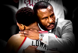 Vừa được bầu làm HLV của năm, Casey bị Raptors sa thải