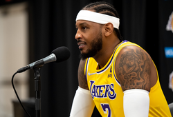 Vợ cũ bóc phốt Carmelo Anthony ngay trước thềm mùa giải mới