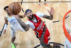Los Angeles Lakers thua ngược khó tin trong ngày LeBron James áp sát kỷ lục ghi điểm