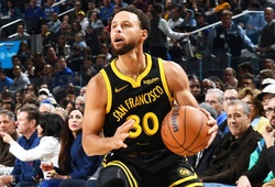 Stephen Curry đau đầu gối chưa rõ ngày trở lại, bỏ lỡ trận đầu tiên ở mùa giải 2023-24