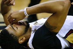 Anthony Davis dính chấn thương cổ tay
