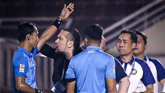 Sai sót trận TP.HCM - Thanh Hóa, trọng tài Lê Vũ Linh bị treo còi