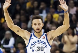 Kết quả NBA 3/3: Curry lật chân, Warriors khó nhọc đánh bại Hawks