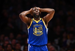 Draymond Green nhận án phạt nặng hiếm thấy từ NBA sau khi đánh vào mặt đối phương