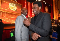 Sau danh hiệu Hall of Fame, Chris Webber đầu tư cực khủng vào cần sa
