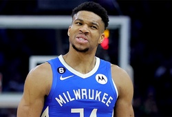 Cày chỉ số lộ liễu, Giannis Antetokounmpo mất triple-double do bị NBA tuýt còi