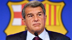 Laporta chạy điên đảo để giữ ghế chủ tịch Barca