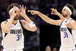Klay Thompson lột xác, cùng Anthony Davis và Dallas Mavericks thắng trận Play-in đầu tiên