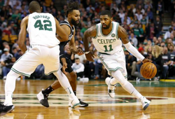 NBA 2017-18 ngày 31/10: Warriors hủy diệt Clippers; "ngả mũ" trước Irving