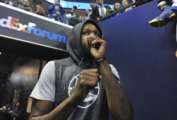 Dạo quanh NBA ngày 18/12: Kevin Durant bật mí chiều cao thật
