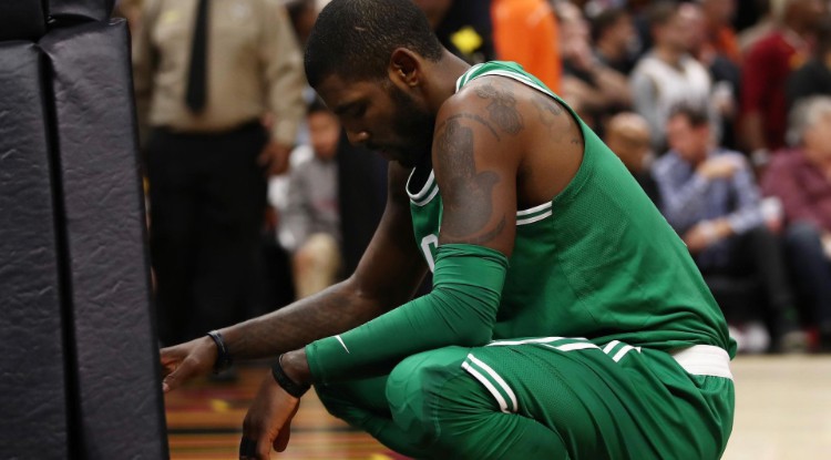 Tin NBA ngày 23/10: Irving có mối quan hệ không tốt với LeBron James