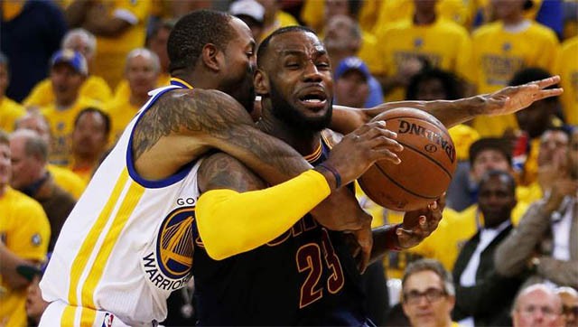 Iguodala đã có loạt chung kết năm 2015 cực hay.
