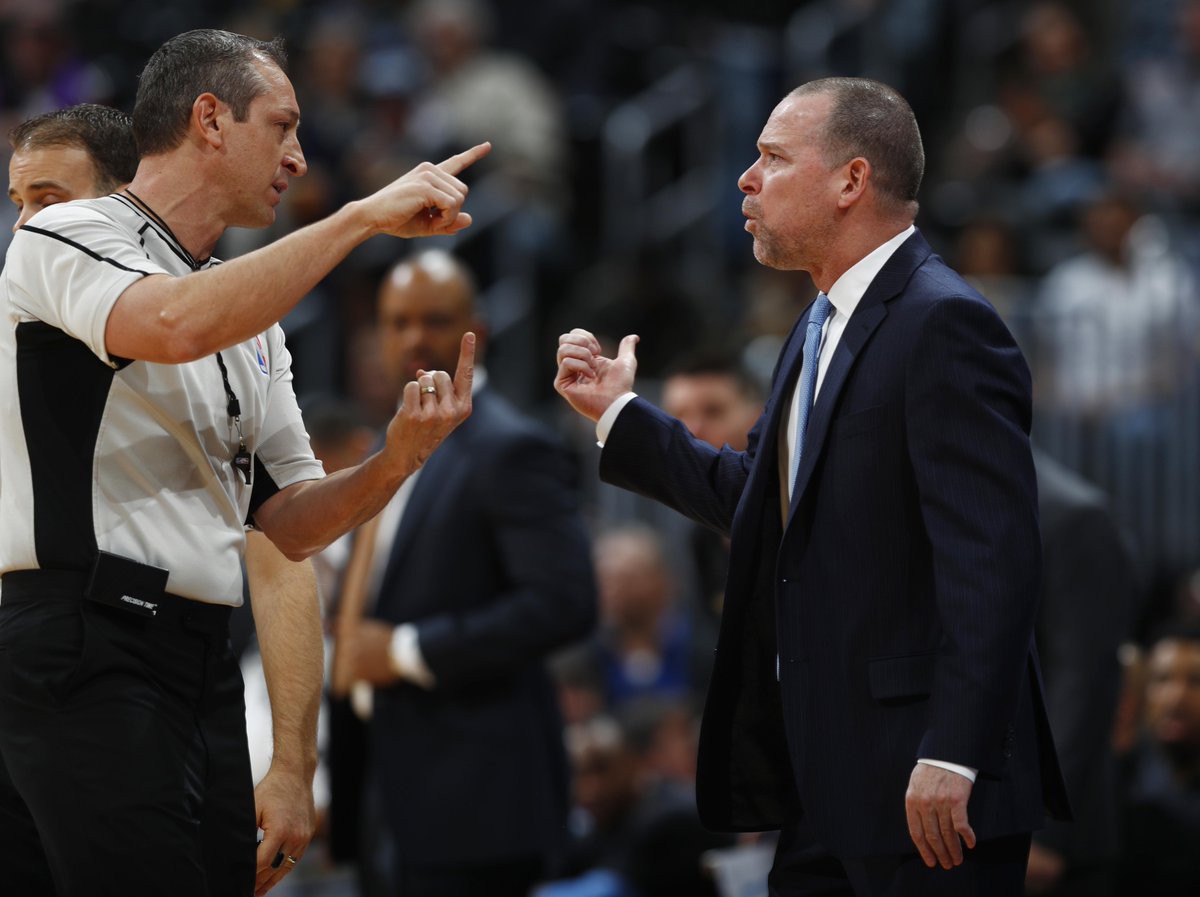 NBA đẩy mạnh công tác cải thiện chất lượng trọng tài