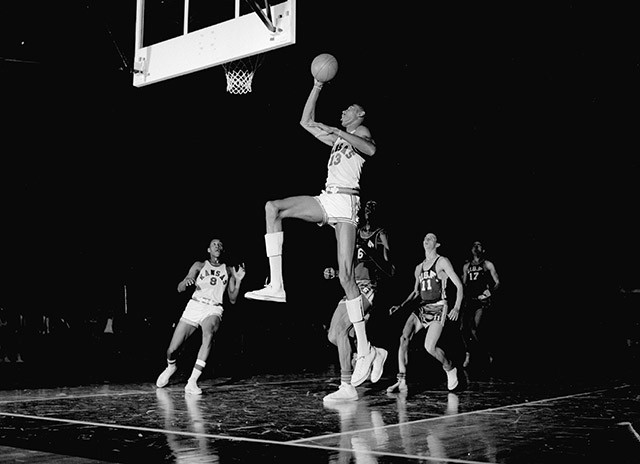 Wilt Chamberlain sẽ luôn là “sản phẩm đào tạo” nổi tiếng nhất của Kansas Jayhawk
