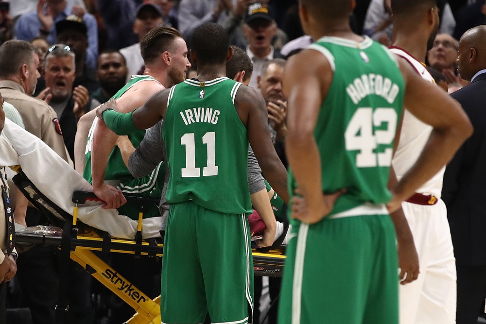 Kyrie Irving sẽ bắt đầu chặng đường còn lại của mùa giải không có ngôi sao Gordon Hayward bên cạnh.