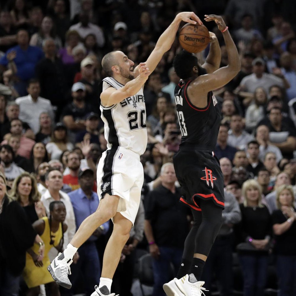 Pha block kết liễu James Harden và các đồng đội của Manu Ginobili.
