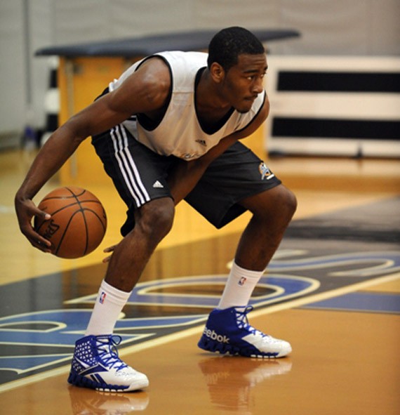 John Wall tập luyện cùng Reebok Zig Slash.