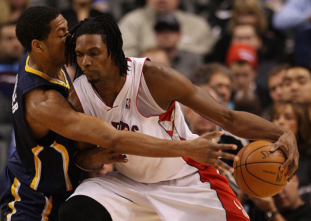 Chris Bosh dần trở thành trụ cột và là ngôi sao lớn nhất tại Toronto Raptors.
