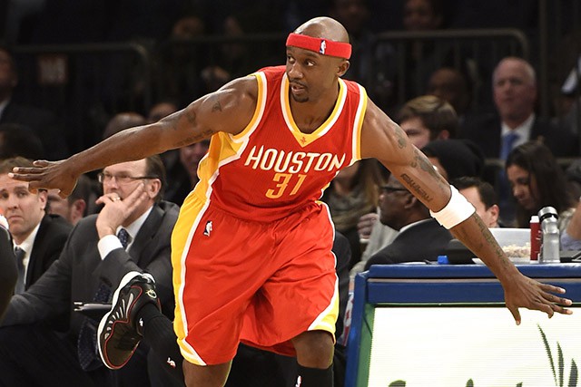 Jason Terry với màn ăn mừng “The Jet” nổi tiếng.