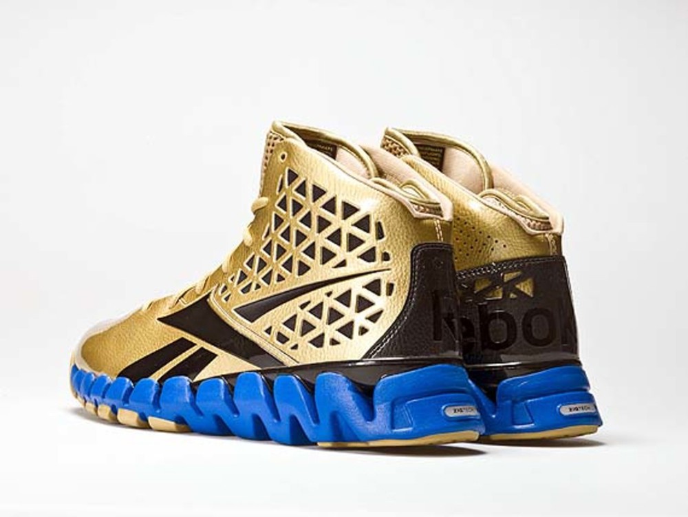 Màu vàng đồng đẹp mắt của Reebok Zig Slash “Gold Rush”.