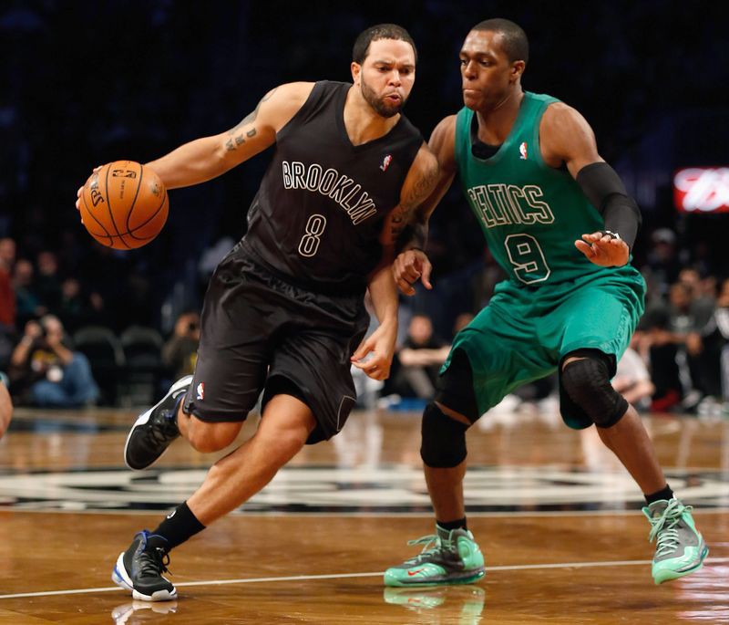 Thiết kế được coi là “hơi an toàn” cho NBA Christmas Game 2012.