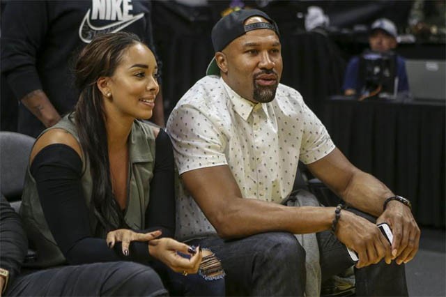 Derek Fisher hiện đang cặp bồ với Gloria Govan.
