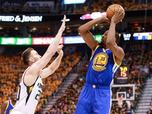 Warriors có lực lượng vượt trội so với Jazz, lí giải cho việc tại sao họ đang dẫn trước 3-0.