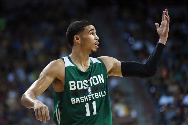 Tatum từng tỏa sáng tại summer league nhưng đó là khi anh được giao vai trò lớn.