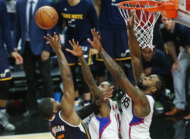 Pha Buzzer – Beater của Joe Johnson