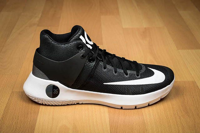KD Trey 5, dòng giày thiên về độ bền với mức giá hợp túi tiền hơn