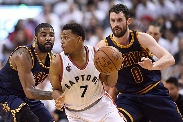 Kyle Lowry (7) đã không thể phục thù thành công trước nhà ĐKVĐ Cavaliers.