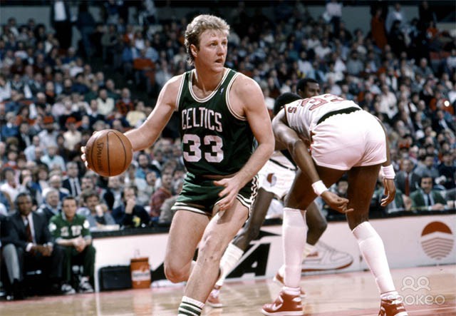 Quyền Bird được đặt tên theo huyền thoại Larry Bird của Boston Cetlics.